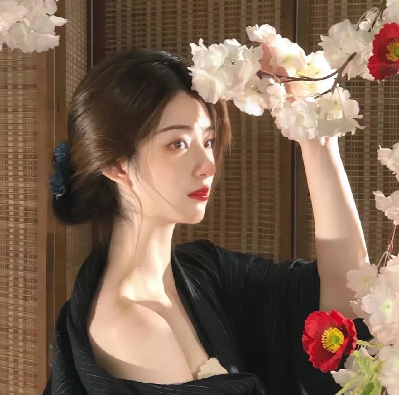 快手直播举报，抖音举报视频下架